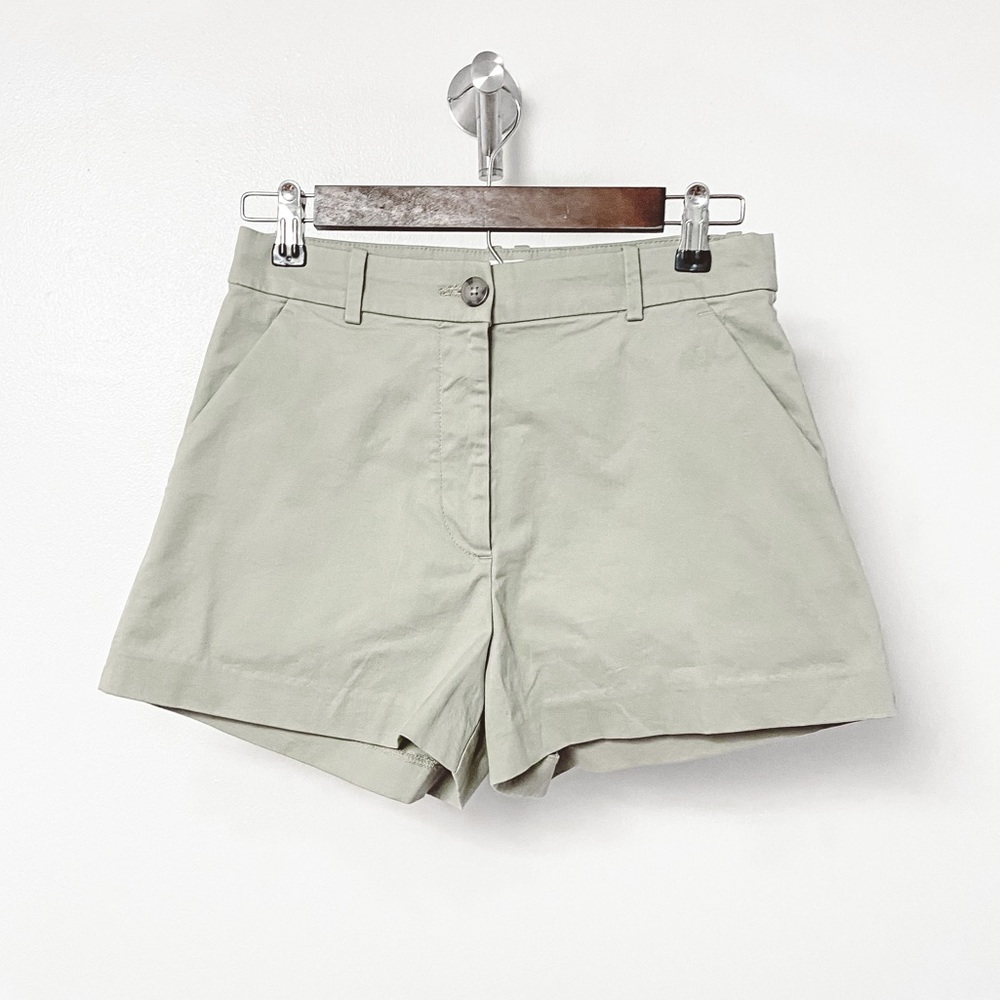 *NWT* H&M Bermuda High Rise Trouser Fall Prep Casual Short Light‎ Sage Green